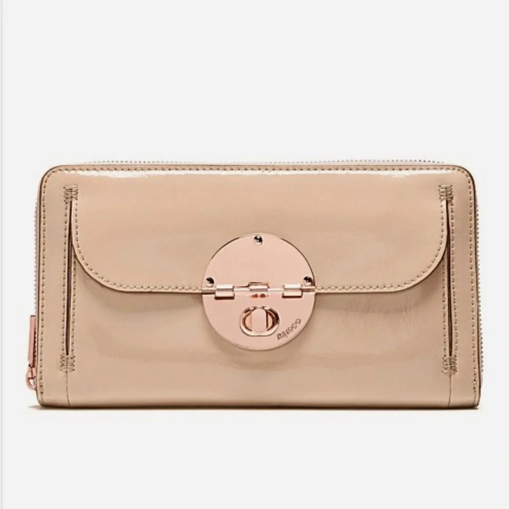 MIMCO TURNLOCK TRAVEL WALLET